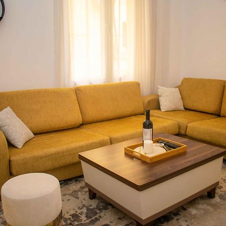 City Center/Navarinou Classical Style Apt-King Bed 塞萨洛尼基 外观 照片